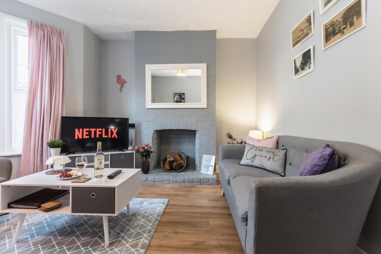 3-Bedroom House L Fast Wi-Fi L Garden L Newly Decorated L Close To Shops And Restaurants Bournemouth Exteriör bild